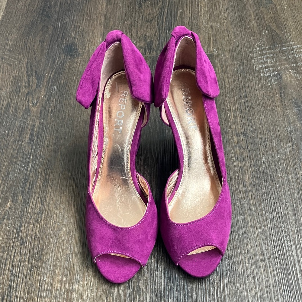 Report Signature Fuchsia Peep Toe Heels